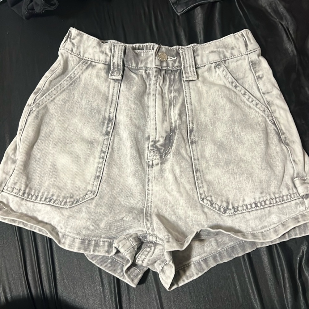 High waisted shorts with hammer holder